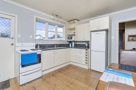 Photo of property in 8 Paisley Street, Awapuni, Palmerston North, 4412