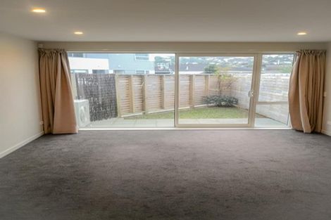 Photo of property in 11/2u Stone Street, Miramar, Wellington, 6022