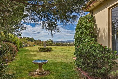 Photo of property in 122 Kent Terrace, Taradale, Napier, 4112
