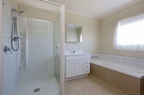 Photo of property in 3 Kirkcaldy Place, Flaxmere, Hastings, 4120