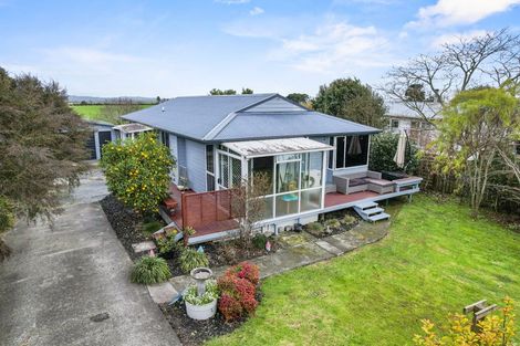 Photo of property in 73 Pipiroa Road, Ngatea, 3503