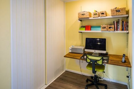 Photo of property in 23 Patiki Place, Titahi Bay, Porirua, 5022