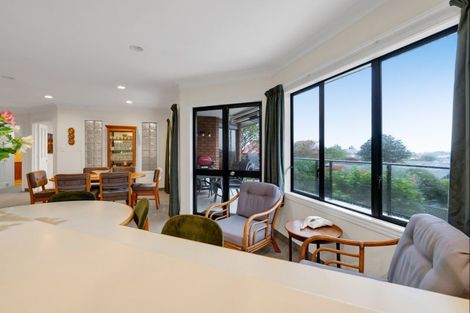 Photo of property in 23f Veale Road, Frankleigh Park, New Plymouth, 4310