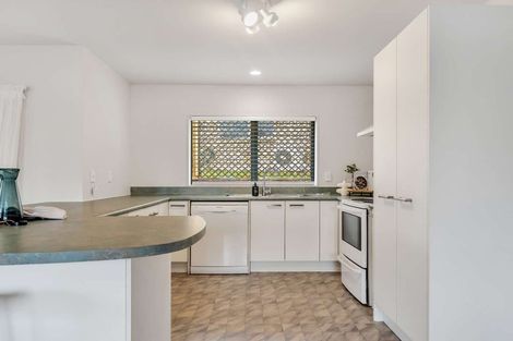 Photo of property in 6a Reynolds Road, Pukekohe, 2120