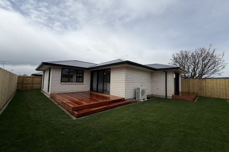 Photo of property in 143 Otuwairoa Esplanade, Opaheke, 2113