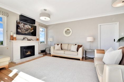 Photo of property in 187 Otumoetai Road, Brookfield, Tauranga, 3110