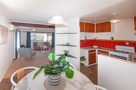 Photo of property in 81a Churton Drive, Churton Park, Wellington, 6037