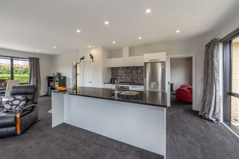 Photo of property in 16 Broomleigh Drive, Rolleston, 7615