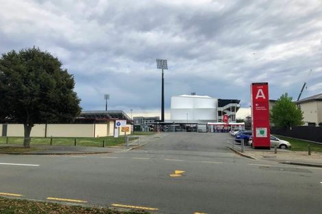 Photo of property in 61 Parade Court, Addington, Christchurch, 8024