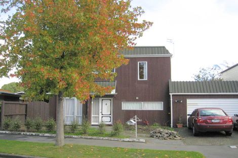 Photo of property in 25a Tudor Avenue, Ilam, Christchurch, 8041
