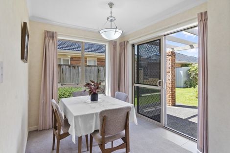 Photo of property in 36 Sovereign Isle Lane, Rototuna, Hamilton, 3210