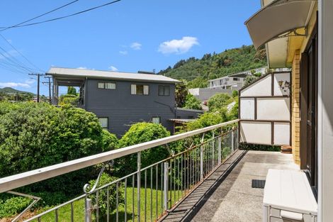 Photo of property in 60 Waikawa Road, Picton, 7220