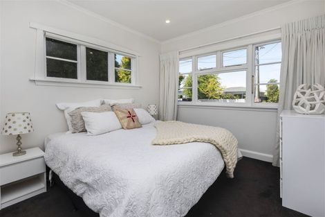 Photo of property in 155 Weston Road, St Albans, Christchurch, 8052