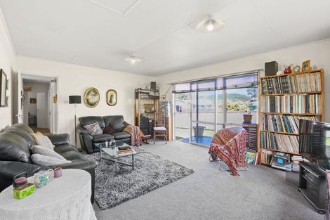 Photo of property in 7 Tahurangi Place, Spotswood, New Plymouth, 4310