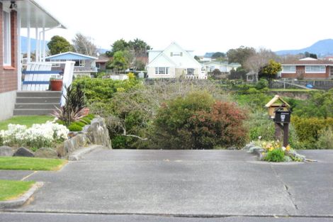 Photo of property in 26c Nevada Drive, Merrilands, New Plymouth, 4312