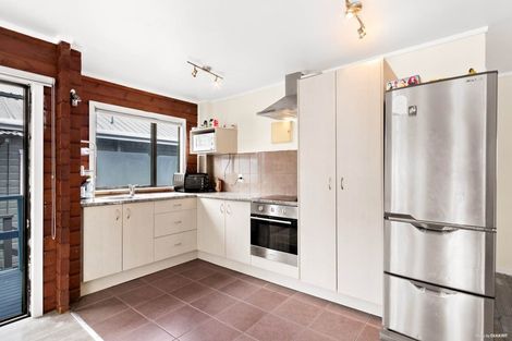 Photo of property in 2/79 Great South Road, Manurewa, Auckland, 2102