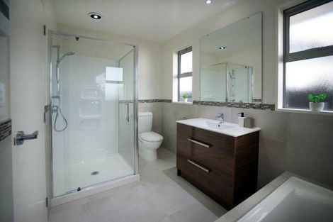 Photo of property in 140a Lisle Farm Drive, Pukekohe, 2120