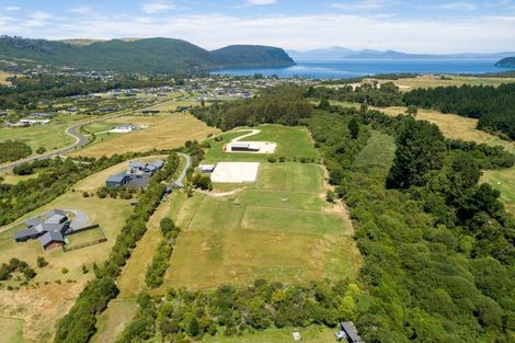 Photo of property in Tauhara Ridge Drive, Richmond Heights, Taupo, 3330