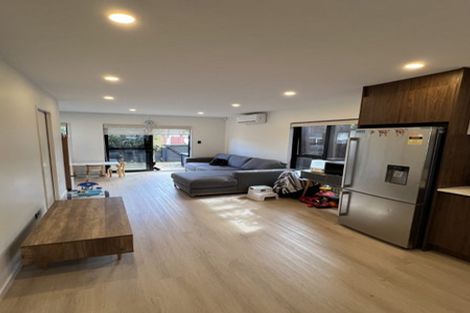 Photo of property in 1/72 Tiraumea Drive, Pakuranga, Auckland, 2010