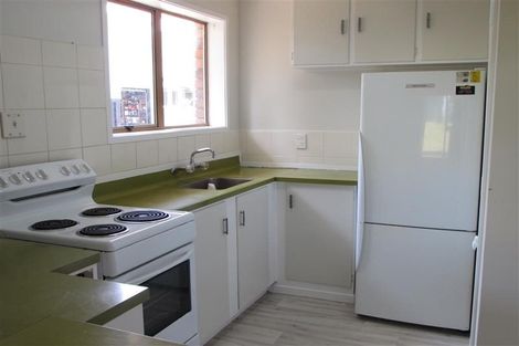 Photo of property in 35a/1 Coniston Avenue, Te Atatu South, Auckland, 0610