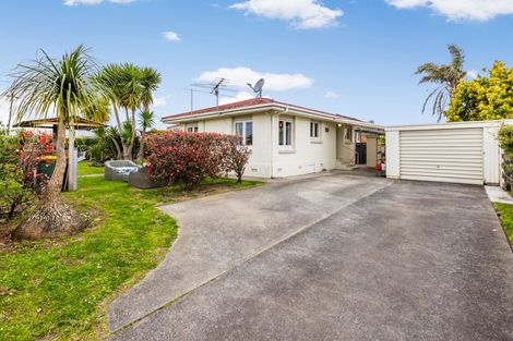 Photo of property in 1/5 Cameron Street, Papakura, 2110