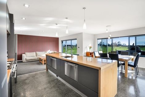 Photo of property in 60 Monmouth Road, Pembroke, Stratford, 4394