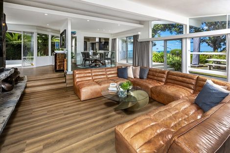 Photo of property in 62 Sharon Road, Waiake, Auckland, 0630