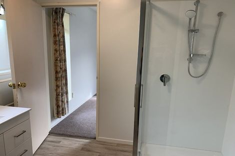 Photo of property in 15 Memorial Avenue, Ilam, Christchurch, 8053