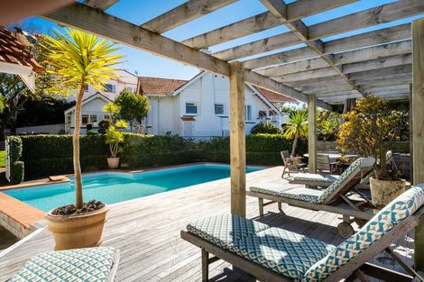 Photo of property in 7 Cobden Lane, Bluff Hill, Napier, 4110