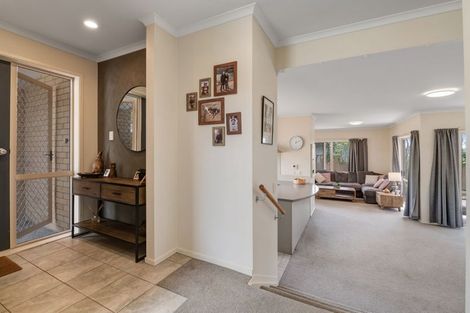 Photo of property in 4 Totara Views Drive, Red Beach, 0932