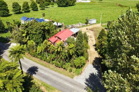 Photo of property in 240 Arapito Road, Karamea, 7893