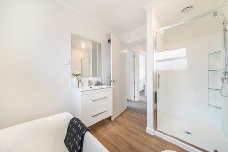 Photo of property in 18 Te Ara O Motutawa, Avalon, Lower Hutt, 5011