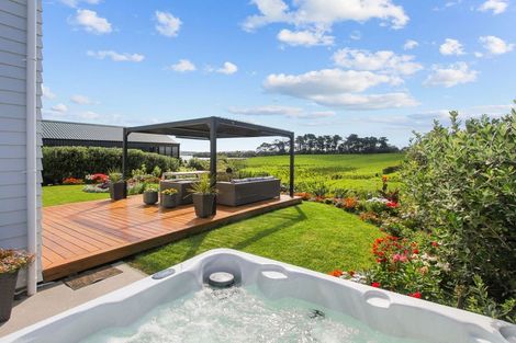 Photo of property in 6b Goble Road, Clarks Beach, Pukekohe, 2679