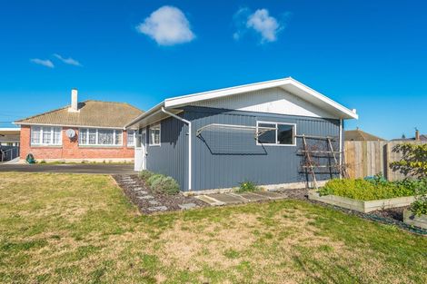 Photo of property in 10 Maire Street, Gonville, Whanganui, 4501