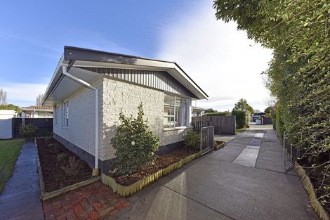 Photo of property in 32 Charnwood Crescent, Bishopdale, Christchurch, 8051
