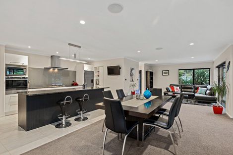 Photo of property in 827 Wainui Road, Wainui, Silverdale, 0994