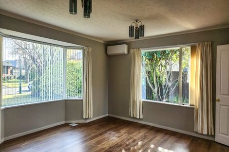 Photo of property in 33 Melford Close, Rangiora, 7400