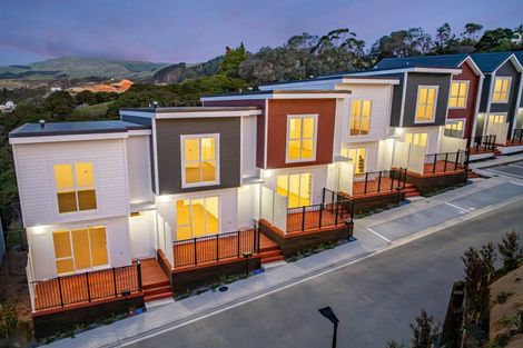 Photo of property in 49 Cleat Street, Whitby, Porirua, 5024