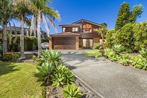 Photo of property in 1 Gilberd Place, Torbay, Auckland, 0630