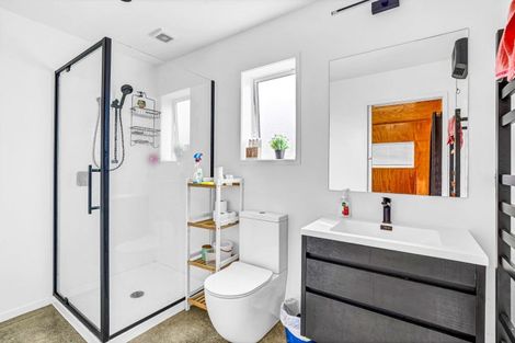 Photo of property in 9 Mccall Place, Opaheke, Papakura, 2113