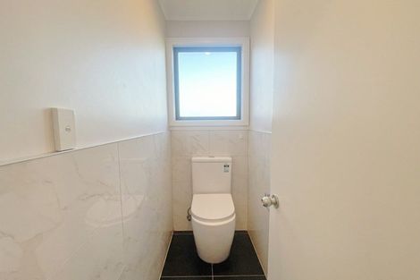 Photo of property in 9 Staverton Crescent, Mangere, Auckland, 2022