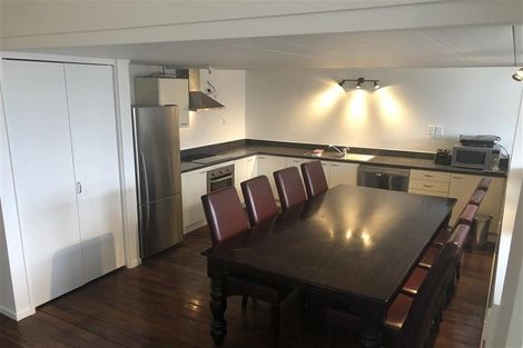 Photo of property in 2/318 Sunset Road, Unsworth Heights, Auckland, 0632