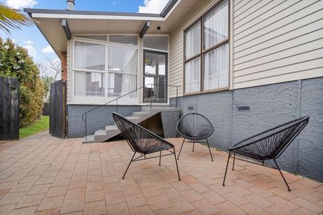 Photo of property in 3 Clendon Place, Manurewa, Auckland, 2102