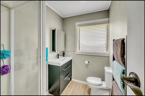 Photo of property in 15 Elwyn Place, Avonhead, Christchurch, 8042