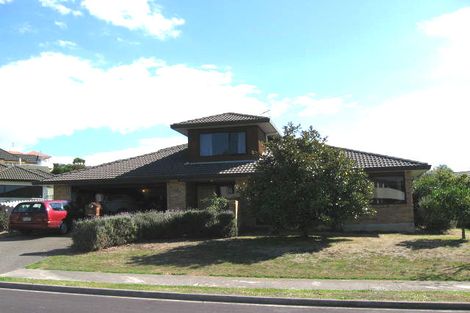 Photo of property in 9 Thornbill Rise, Unsworth Heights, Auckland, 0632