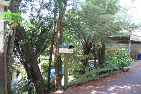 Photo of property in 32 Opou Road, Titirangi, Auckland, 0604