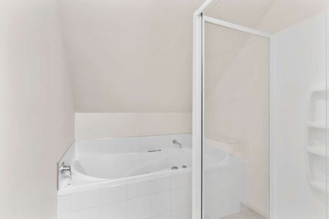 Photo of property in 4/1010 Colombo Street, St Albans, Christchurch, 8014