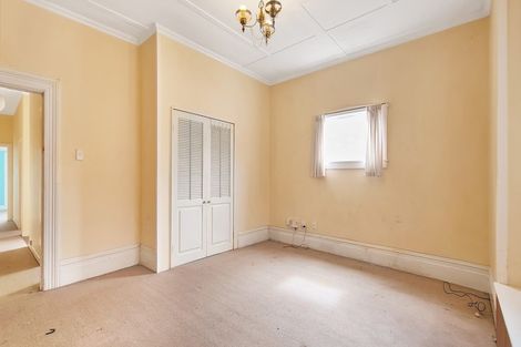 Photo of property in 42 Rolleston Street, Mount Cook, Wellington, 6021