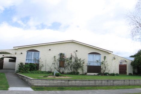 Photo of property in 4 Robinson Crescent, Tamatea, Napier, 4112