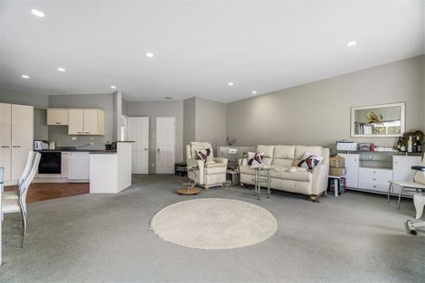 Photo of property in 41 Palmgreen Court, Stanmore Bay, Whangaparaoa, 0932